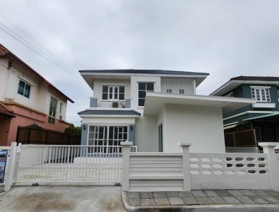 SSF093 ขายด่วน หมู่บ้าน Vararom Lakeview : วรารมย์ เลควิลล์ บ้านเดียว ส่วนกลางทะเลสาบ - รูปที่ 2
