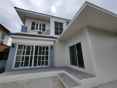 SSF093 ขายด่วน หมู่บ้าน Vararom Lakeview : วรารมย์ เลควิลล์ บ้านเดียว ส่วนกลางทะเลสาบ - รูปที่ 3