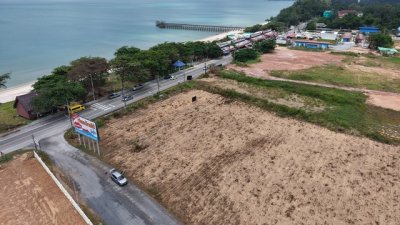 ที่ดินติดหาดแม่รำพึง แปลงเหลี่ยมสวย เหมาะสำหรับทำธุรกิจได้หลากหลาย - รูปที่ 8