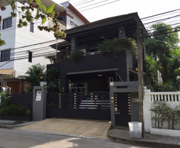 ให้เช่า #บ้านเดี่ยว 2 ชั้น พัฒนาการ 53 สไตล์ Modern Resort (Full furnishings) #ใกล้สวนหลวงร9 #ใกล้ซีคอนสแควร์