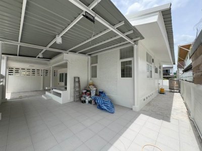 ให้เช่าบ้านเดี่ยวชั้นเดียว 50 ตร.ว. 3 ห้องนอน ซอยลาดพร้าว 87 ใกล้ MRT ลาดพร้าว 83 ใกล้ CDC เลียบด่วน - รูปที่ 2