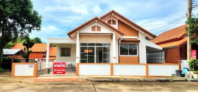 ขายบ้านเดี่ยวชั้นเดียวอยู่ถนนเมน คลอง7 รังสิต-นครนายก 42 ตรว พร้อมรีโนเวท เรียบร้อยแล้ว
