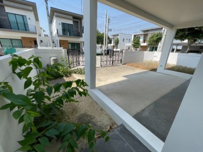 ราชพฤกษ์-กาญจนาภิเษก-2-เอสเกต-ไลฟ์-บ้านแฝด-2-ชั้น-สไตล์-modern-ปากเกร็ด-นนทบุรี - รูปที่ 2