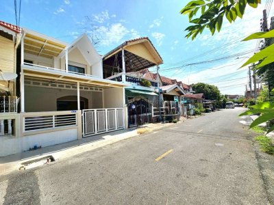 ทำเลทองติดรถไฟฟ้า! ขายทาวน์เฮาส์ #หมู่บ้านบัวทอง2  พื้นที่คุ้มค่า: เนื้อที่ 20 ตร.ว. - รูปที่ 2