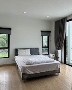 บ้านเดี่ยวให้เช่า สภาพใหม่ เฟอร์นิเจอร์เครื่องใช้ไฟฟ้าครบ พร้อมเข้าอยู่ - รูปที่ 6