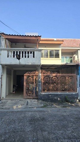 157/3/2 ขาย ทาวน์เฮ้าส์ - ห้องนอน 3 ห้อง ห้องน้ำ 2 ห้อง 4500000 บาท 27 ตร.วา