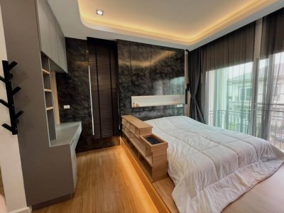 ให้เช่าบ้านเดี่ยว 2 ชั้น 55 ตร.ว 4 ห้องนอน แกรนดิโอ วิภาวดี-รังสิต ทิศใต้ ใกล้สวน ใกล้ฟิวเจอร์รังสิต ใกล้ทางด่วน - รูปที่ 4