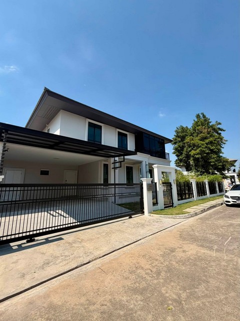 ให้เช่าบ้านเดี่ยว 2 ชั้น 86 ตรว. โครงการเศรษฐสิริ พัฒนาการ  (ตัดใหม่) ใกล้สนามบิน เดินทางสะดวก