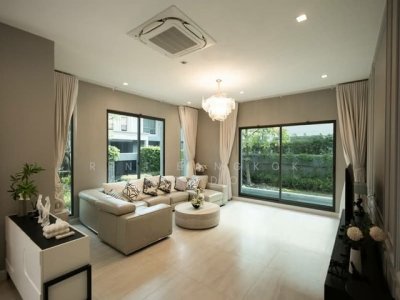 Fully Furnished 5-Bedroom Pool Villa, 5 Minutes from Bangkok Pattana BPA — Grand Bangkok Boulevard - รูปที่ 2