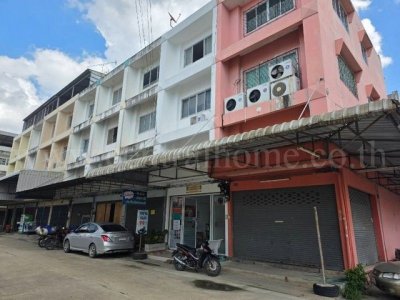 ตึกแถว 3.5 ชั้น รีโนเวทแล้ว ต่อเติมพื้นที่ใช้สอย ถ.พุทธมณฑลสาย 5 - รูปที่ 2