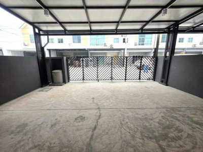 บ้านให้เช่า หมู่บ้าน The Gable บ้านบึง ทำเลดี โซนบ้านบึง ใกล้แยก M16 บ้านสวย ตกแต่งครบ พร้อมเข้าอยู่ - รูปที่ 2