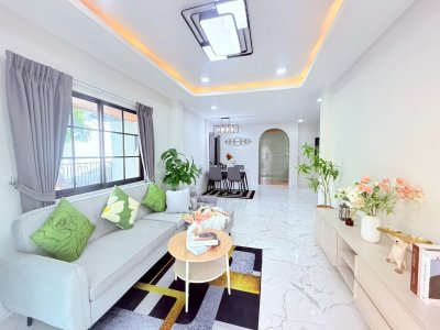 ขายด่วน! ทาวน์เฮาส์ 2 ชั้น หลังมุม เนื้อที่ใหญ่พิเศษ 30.4 ตร.ว. - รูปที่ 6