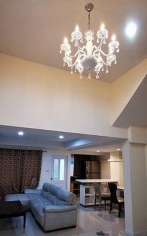 ให้เช่าทาวน์โฮม 4.5  ชั้นซอย วิภาวดีรังสิต 20  บุษราคัมเพลส    5 ห้องนอน 6 ห้องน้ำ  แอร์ 7 เหมาะทำออฟฟิศได้ - รูปที่ 8