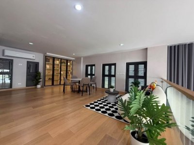 ให้เช่าบ้านหรู 4 ชั้นครึ่ง โครงการ Sage Thonglor ซอยทองหล่อ 25 ทำเลศักยภาพใจกลางเมือง ใกล้ BTS ทองหล่อ เพียง 5 นาที - รูปที่ 8