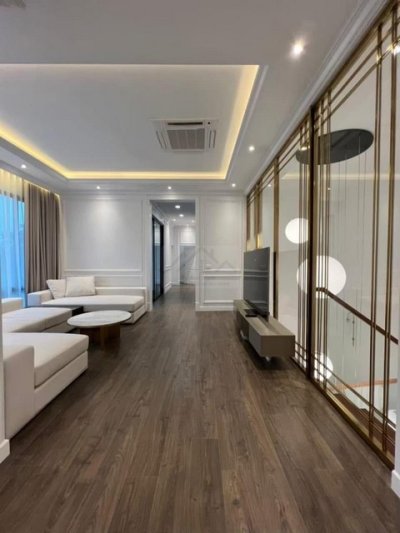 ให้เช่าบ้านเดี่ยว Pool Villa 3 ชั้น 625 ตรม. 7 ห้องนอน ซอยอินทามระ 29 ห้วยขวาง สุทธิสาร พร้อมสระว่ายน้ำ - รูปที่ 4