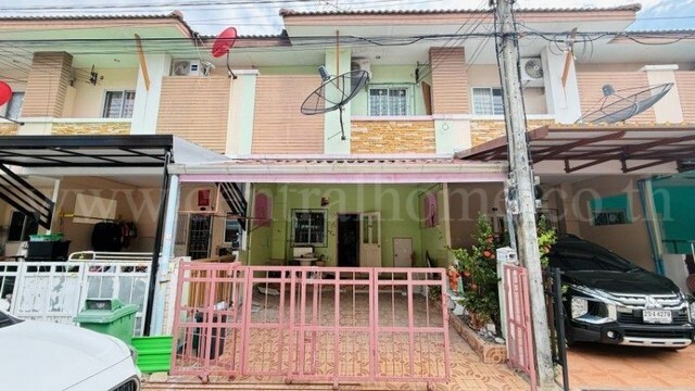 ลดด่วน ทาวน์เฮ้าส์ หมู่บ้าน เดอะเฟิร์ส โฮม (บ้านกานดา) พันท้ายนรสิงห์ สมุทรสาคร ราคาถูกที่สุด