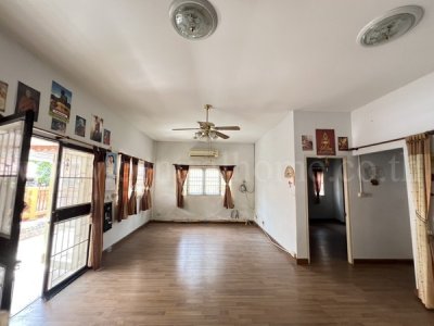 บ้านเดี่ยว หมู่บ้าน เสนากรีนวิลล์ รังสิต - คลอง 11 ทำเลดี ราคาถูก - รูปที่ 3