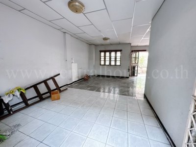 จองด่วน ทาวน์เฮ้าส์ 3 ชั้น ซอยพิบูลสงคราม 22 (วัดกำแพง 14) นนทบุรี ราคาถูก - รูปที่ 4