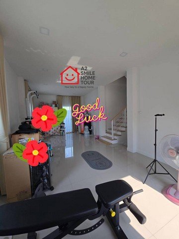 บ้านแฝดสไตล์บ้านเดี่ยว 2 ชั้น | บ้านยู ซอย 12 ชลบุรี  ฟังก์ชันใหญ่ 4 ห้องนอน พร้อมชั้นลอย - รูปที่ 2