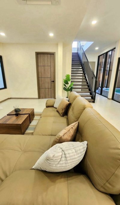 ขายพร้อมคนเช่า Private Luxury Pool Villa ใกล้  Bts บางจาก - รูปที่ 3