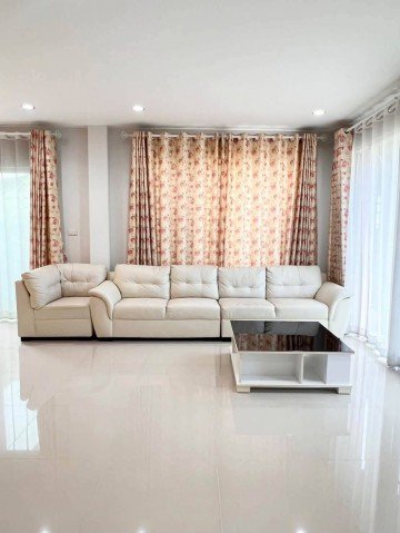 ให้เช่า 24,000 บาท/เดือน #วรารมย์เจริญเมือง (Q-House) บ้านเดี่ยว 2 ชั้น บ้านหลังใหญ่ พื้นที่กว้าง ฟังก์ชันครบ #ไม่รับสัตว์เลี้ยง - รูปที่ 2