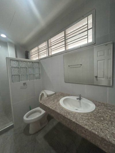 ให้เช่าบ้านเดี่ยว2ชั้น40ตร.ว5นอน2น้ำแอร์4เครื่องเช่า40000บาท/เดือนใกล้MRTสุทธิสารเพียง500เมตรเหมาะทำโฮมออฟฟิศซอยสบายใจ - รูปที่ 8