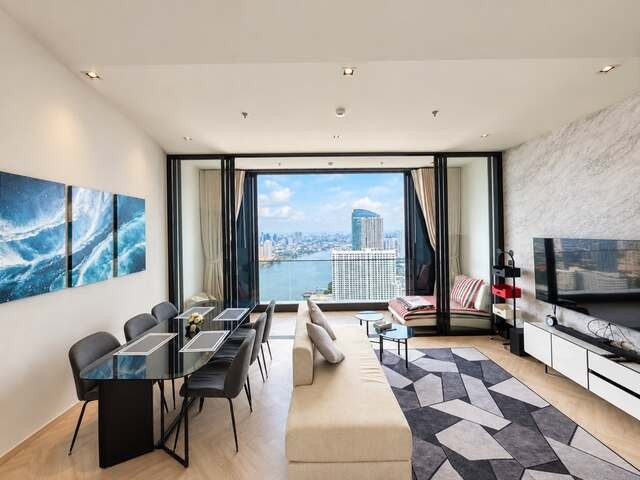 Experience High-Floor Waterfront Living Modern 78.8 SQ.M. 2BR Residence at Chapter One Charoennakon Riverside