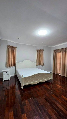 ให้เช่าบ้านเดี่ยวกรองทอง 2 ชั้น ขนาด  68 ตรว. 3 นอน 3 น้ำ พร้อมเฟอร์ครบ ซ.เฉลิมพระเกียรติร9 - รูปที่ 7