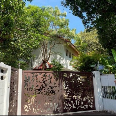 ขายบ้านและที่ดิน พร้อมผู้เช่า สุขุมวิท 50 ซ.สามทหาร