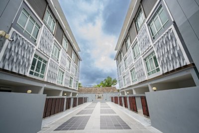 Hallmark Elegant สุขุมวิท 64 — Luxury Business Home ครบทั้งธุรกิจและการอยู่อาศัย - รูปที่ 2