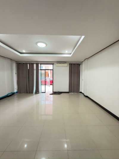 ให้เช่าทาวน์โฮม 2 ชั้นเหมาะสำหรับทำออฟฟิศหรือสำนักงาน ต.เชิงเนิน อ.เมืองระยอง สามารถจดทะเบียนบริษัทได้ - รูปที่ 5