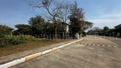 ขายด่วน ที่ดินเปล่า ถมแล้ว 105.2 ตร.วา หมู่บ้านการ์เด้นลากูน่า - ฉะเชิงเทรา ติดทะเลสาบ - รูปที่ 3