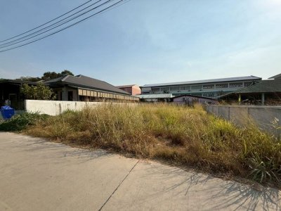 ขายที่ดินแปลงสวย ศรีราชา นาพร้าว ทำเลดีงาม ใกล้แหล่งชุมชน FP-L02436 - รูปที่ 5