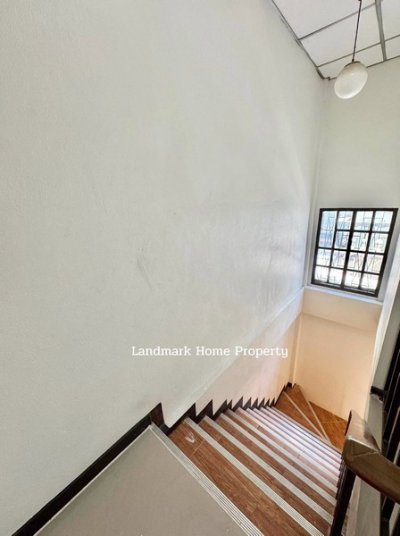 LM26-0156 ขายทาวน์เฮ้าส์ 2 ชั้น หลังมุม ปากเกร็ดวิลเลจ ปากเกร็ด ใกล้เซ็นทรัลแจ้งวัฒนะ เนื้อที่ 17.7 ตรว 3นอน 2น้ำ - รูปที่ 6