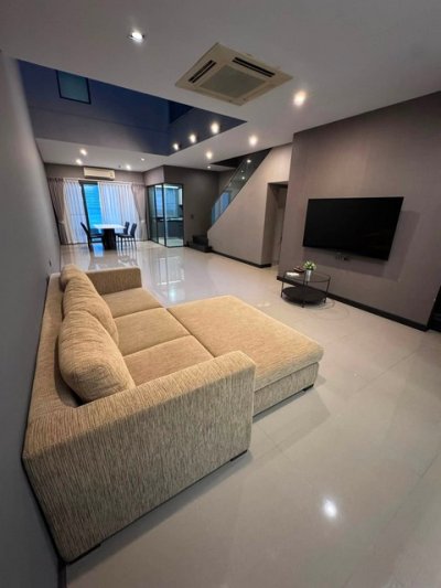 ให้เช่า Luxury Townhome 3 ชั้น 29.9 ตร.ว. The Landmark เอกมัย-รามอินทรา เฟอร์ครบพร้อมอยู่ ใกล้เซ็นทรัลอีสต์วิลล์ - รูปที่ 5