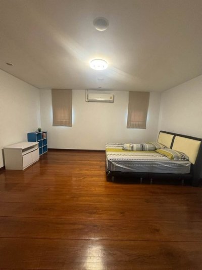 ให้เช่าบ้านเดี่ยวพูลวิลล่าหรู 4 ห้องนอนใหญ่ ซอยสุขุมวิท 107 (แบริ่ง) ใกล้โรงเรียน Bangkok Patana ใกล้ BTS แบริ่ง - รูปที่ 8
