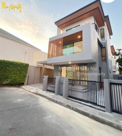 บ้านเดี่ยว 3 ชั้น แปลงมุม สวยพร้อมอยู่ ในหมู่บ้านเอคิวอาร์เบอร์ (AQ ARBOR)  ทำเลหนองบอน–ประเวศ  เนื้อที่ 53 ตร.ว.  3 นอน 4 น้ำ - รูปที่ 3
