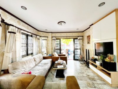 ขายบ้านเดี่ยว 2 ชั้น หมู่บ้านภัสสรัตน์ ปทุมธานี  (ถนนเมนโครงการ) - รูปที่ 3