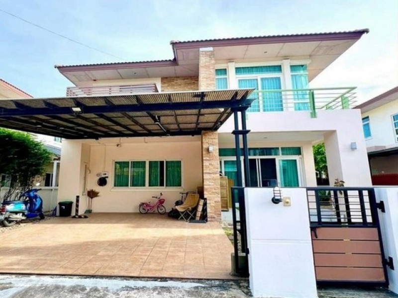 ขายบ้านเดี่ยวพร้อมอยู่ คันทรีโฮม เลค & พาร์ค ศรีราชา สภาพสวยพร้อมอยู่ TP-H2562