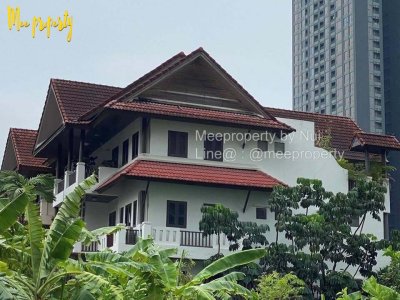 ขายด่วน! Luxury Townhouse #หลังมุม โครงการ Villa 49 Housing – สุขุมวิท 49/13 ขนาด 46 ตร.วา พื้นที่ใช้สอย 474 ตร.ม. ME-242