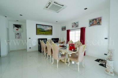 ลดราคา บ้านเดี่ยว คฤหาสน์หรู 3-3-8.4 ไร่ บางละมุง ใกล้โรงเรียนนานาชาติชื่อดัง - รูปที่ 3