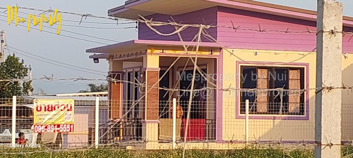 ขายบ้านเดี่ยว 1 ชั้น ขนาดพื้นที่ 100 ตร.ว. พิเศษห้องครัวแยกครัวจากตัวบ้าน เพื่อไม่ให้มีกลิ่นรบกวนเข้าตัวบ้าน บรรยากาศธรรมชาติสุดๆ ME-197