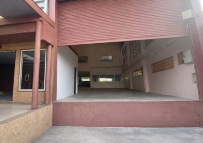 โกดัง 525 ตรม  พร้อมบ้านพักคนงาน10 ห้องนอน ห้องน้ำในตัวทุกห้อง บนที่ดิน 379 ตรว  คลองหก อำเภอคลองหลวง - รูปที่ 6