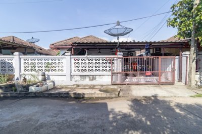 ขายบ้านเดี่ยวชั้นเดียว 52 ตร.ว. คันทรีปาร์ค 15 สามโคก ปทุมธานี ราคาถูกที่สุดในโครงการ! คุ้มกว่าซื้อบ้านเดี่ยวชั้นเดียวพร้อมอยู่ (ฟรีโอน)
