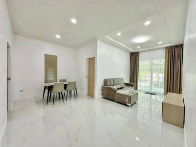ขายบ้านเดี่ยว สร้างใหม่ทำเลดี แยกชากค้อ ศรีราชา ติดอีสเทิร์นแลนด์ TP-H2576 - รูปที่ 3