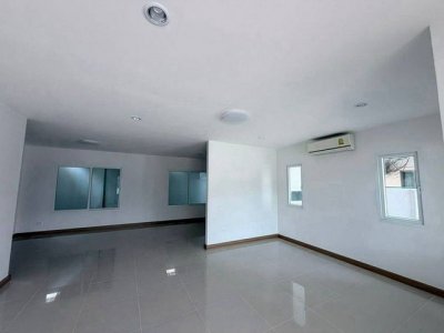 ขายบ้านแฝด พร้อมอยู่ สวนเสือ-ศรีราชา หมู่บ้านแมกโนลีย์ ใกล้ J-Park TP-H2575 - รูปที่ 4
