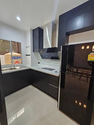 ให้เช่าทาวโฮม3 ชั้น ใกล้รถไฟฟ้าสถานีเมืองทองธานี และCentral แจ้งวัฒนะ โครงการเดอะ แพลนท์ ซิตี้ แจ้งวัฒนะ เมืองทองธานี - รูปที่ 3