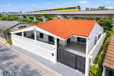 เซ็นทรัล อีสต์วิลล์ 1.3 กม 3-4นอนMRTโชคชัย4 1.48 กม. ลาดพร้าว บ้านเดี่ยว 2น้ำ รพ.เปาโล โชคชัย 4 1.0 กม..52 ตร.ว. 200 ตร.ม.
