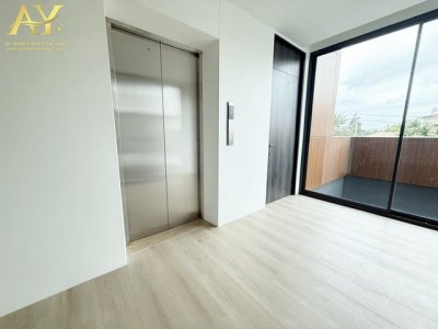บ้านเดี่ยวสุด luxury บนทำเลทอง Windmill Park ที่พื้นที่ใหญ่ระดับ 385 ตารางวา พื้นที่สันทนาการสุดเอ็กซ์คลูซีฟทุกชั้น! ในราคา 135 MB. - รูปที่ 6