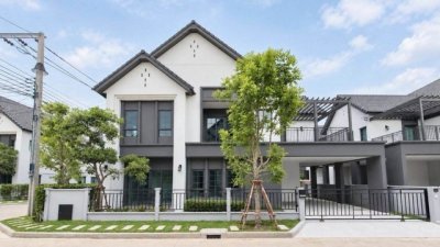 ให้เช่าบ้านเดี่ยว Centro Bangna Type ใหญ่สุด พร้อมเฟอร์ ใหม่เอี่ยมพร้อมอยู่ หลังมุม